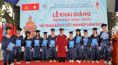 Lễ Khai giảng, tốt nghiệp