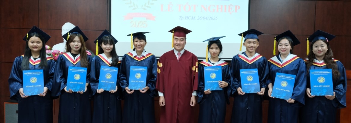 Lễ Tốt nghiệp