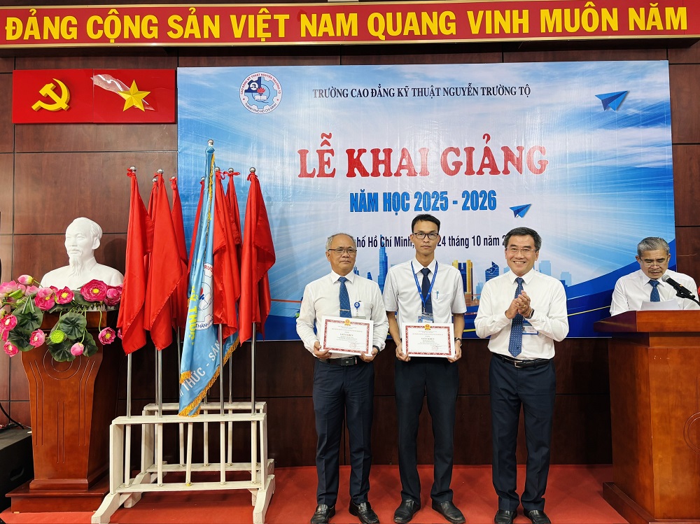 Lễ Khai giảng 2025